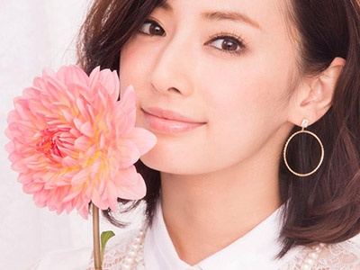 北川景子怀孕, 日本版杨幂婚姻生活与杨幂截然不同