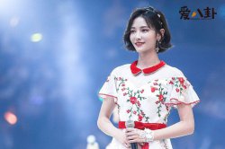 杨天真为许佳琪洗白，奈何抢C位一事曝出遭打脸！