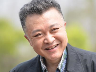 《秋蝉》主要讲述什么内容？陶宗博还是背叛了？