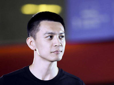 辽宁主教练杨鸣要进军娱乐圈？和黄景瑜同框出现原因起底！