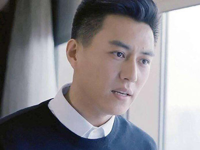 老干部靳东吸粉吸到八十老太，为何他的粉丝多为大龄人群？