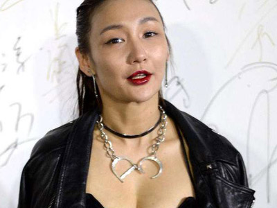 牛萌萌辟谣吸毒被打脸，官方通报坐实吸毒事件！