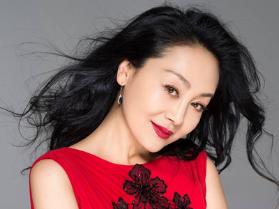 王姬拍戏过劳导致儿子患病，提离婚丈夫不同意！