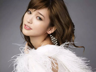 金莎和梅婷前夫鄢颇绯闻揭秘, 绯闻被曝是金莎公司造出来的