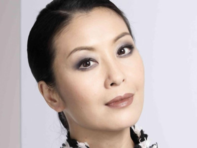 亚洲小姐伍咏薇是克夫女？结婚不到半月丈夫去世