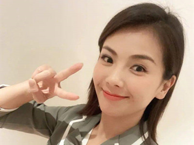 刘涛穿女团服晒照片, 本以为刘涛要跳舞却因这点而失望