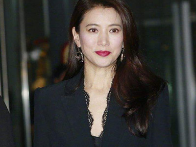 袁咏仪吴镇宇关系, 2人频繁互动私下究竟是怎样的关系