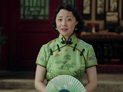 刘蓓第一任丈夫是张健，那张若昀母亲是刘蓓？