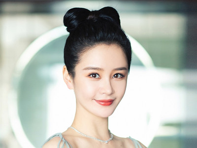 邱意浓为何得到王晶的力捧, 晶女郎邱意浓有什么背景吗