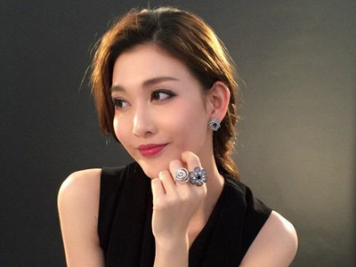 陈敏之李彩桦周丽淇被称三胞胎, 如今3人的发展差别很大