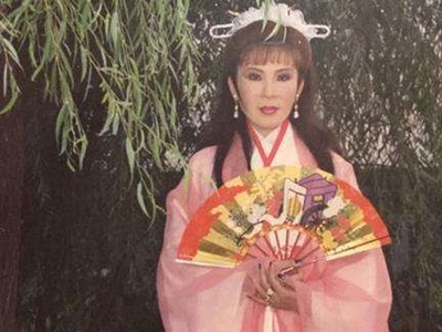 西门大妈是谁？六十高龄还装少女