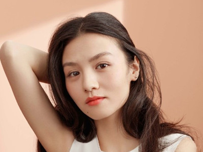 网红出身春夏进娱乐圈，因电影《踏血寻梅》成为最佳女主角！