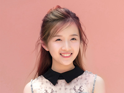 李浩菲成功洗白？ 中餐厅圈粉无数此前却在节目各种蹭脸