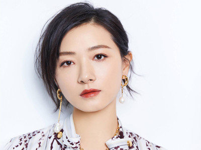 万茜点赞宁静黑评, 人淡如菊人设翻车最终还是露出真面目