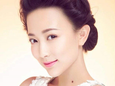 演员郝洛钒的老公是谁？ 曾演过《裸婚时代》里的中介