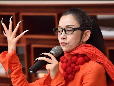 杨丽萍年龄曝光，年近半百容貌如二十多岁的小姑娘！