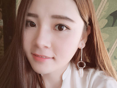 网红斗鱼酥酥旧照曝光，整容传闻被坐实？