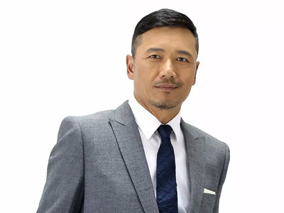 苗侨伟老婆叫什么名字？ 戚美珍为什么不拍戏了