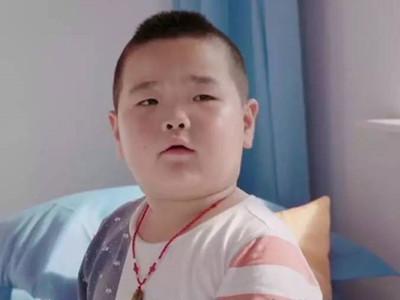 谢飞机扮演者曹桐睿个人资料起底,现如今还在娱乐圈吗?