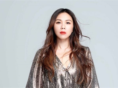 经典歌曲回顾，歌词为“我想你是爱我的”歌名是什么？
