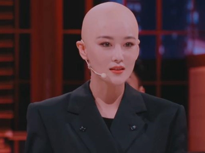 张馨予发型引争议，为何要剪光头？