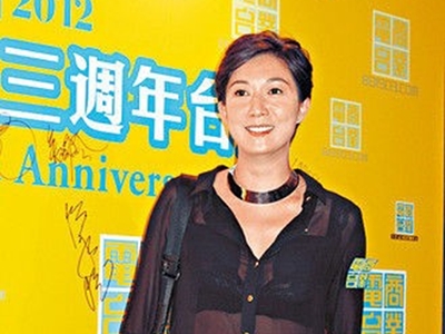 吴绮莉被曝与男星车震, 小龙女卓林否认