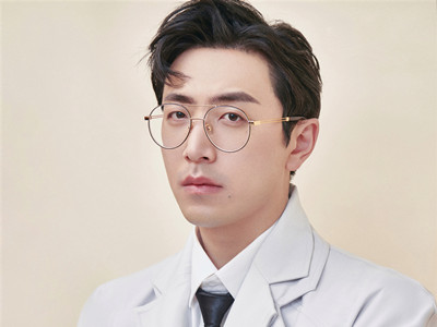 白客和万合天宜怎么了？ 白客被传想要单飞究竟发生了什么事