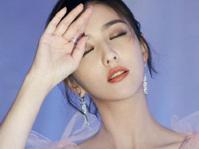 佟丽娅陈思诚离婚时间线 孩子归谁抚养