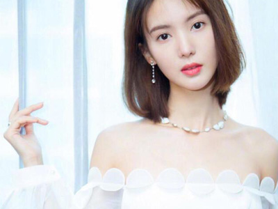 金晨现任男友是谁？ 与金晨夜会的男子是她新男朋友吗