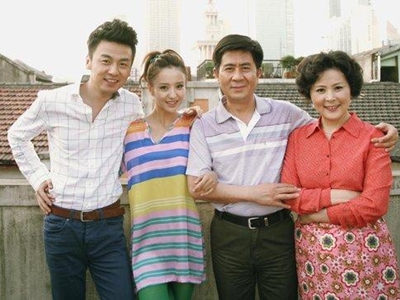 那个爱笑的你那个爱闹的你是什么歌,雷佳音演唱的插曲