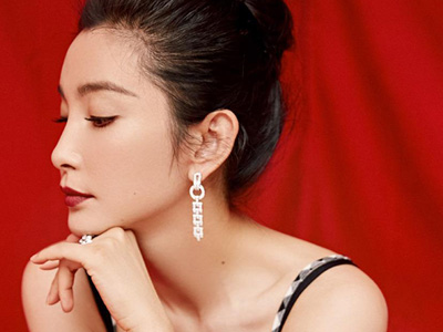 莲花姐女星是谁？ 起底她为什么会被叫莲花姐
