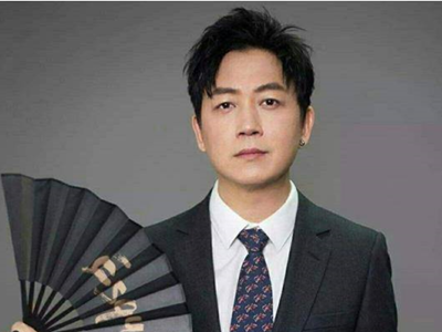 潘粤明结婚前还有一位女友, 董洁被疑是小三上位