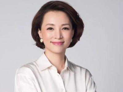 董卿是谁的小三， 揭秘她和现任丈夫的过往经历