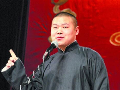 岳云鹏老婆辟谣接孩子, 路人撞脸小岳岳长的太像了
