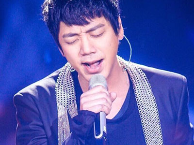 信乐团为什么换主唱， 信乐团现状怎么样解散了吗