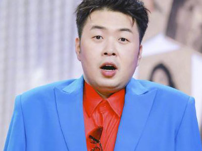 杜海涛被指刷大牌，公共场合打粉丝事件是真的吗？