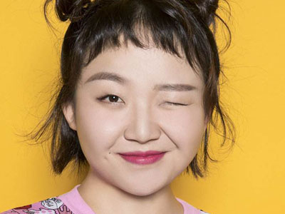 辣目洋子个人演艺经历被扒，起底其走红的原因
