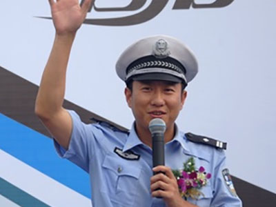 起底谭警官现况，退出谭谈交通原因曝光