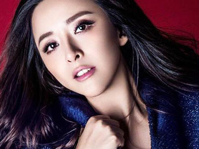 黄小蕾结过几次婚? 黄小蕾是为了大张伟结婚的？