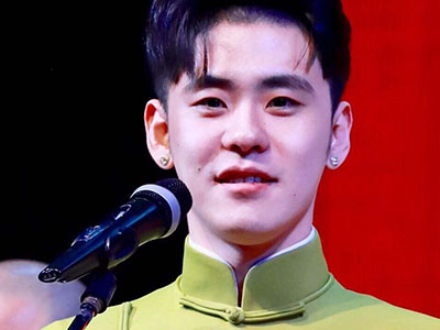 张云雷坠楼事件详情， 张云雷跳楼是因为她？