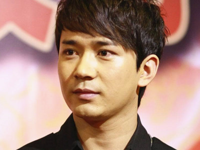 阿穆隆是谁？ 开车撞人逃逸是他本人？