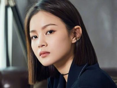 李遐怡个人资料简介，曾经火极一时的她真的遭到雪藏了吗？