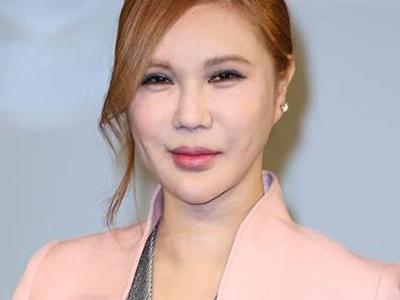 利菁是男性还是女性，她之前真的是男的吗？