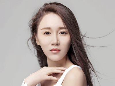 《无主之城》中的莫俪是谁扮演的？成功的背后是努力向上的态度