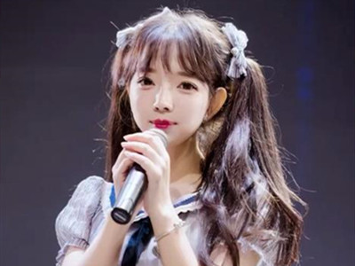 王奕萌竟然也是女团出道的？现如今的她过得怎么样？