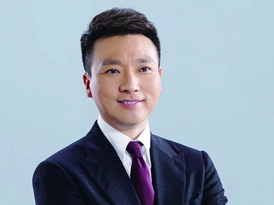 50岁的康辉近况，和妻子刘雅洁不选择生孩子？