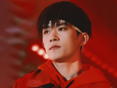 易烊千玺胖虎什么关系? 为什么胖虎只带4字弟弟一个艺人