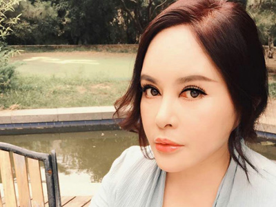 千百惠为什么会定居成都? 千百惠抢何静的老公是真的吗